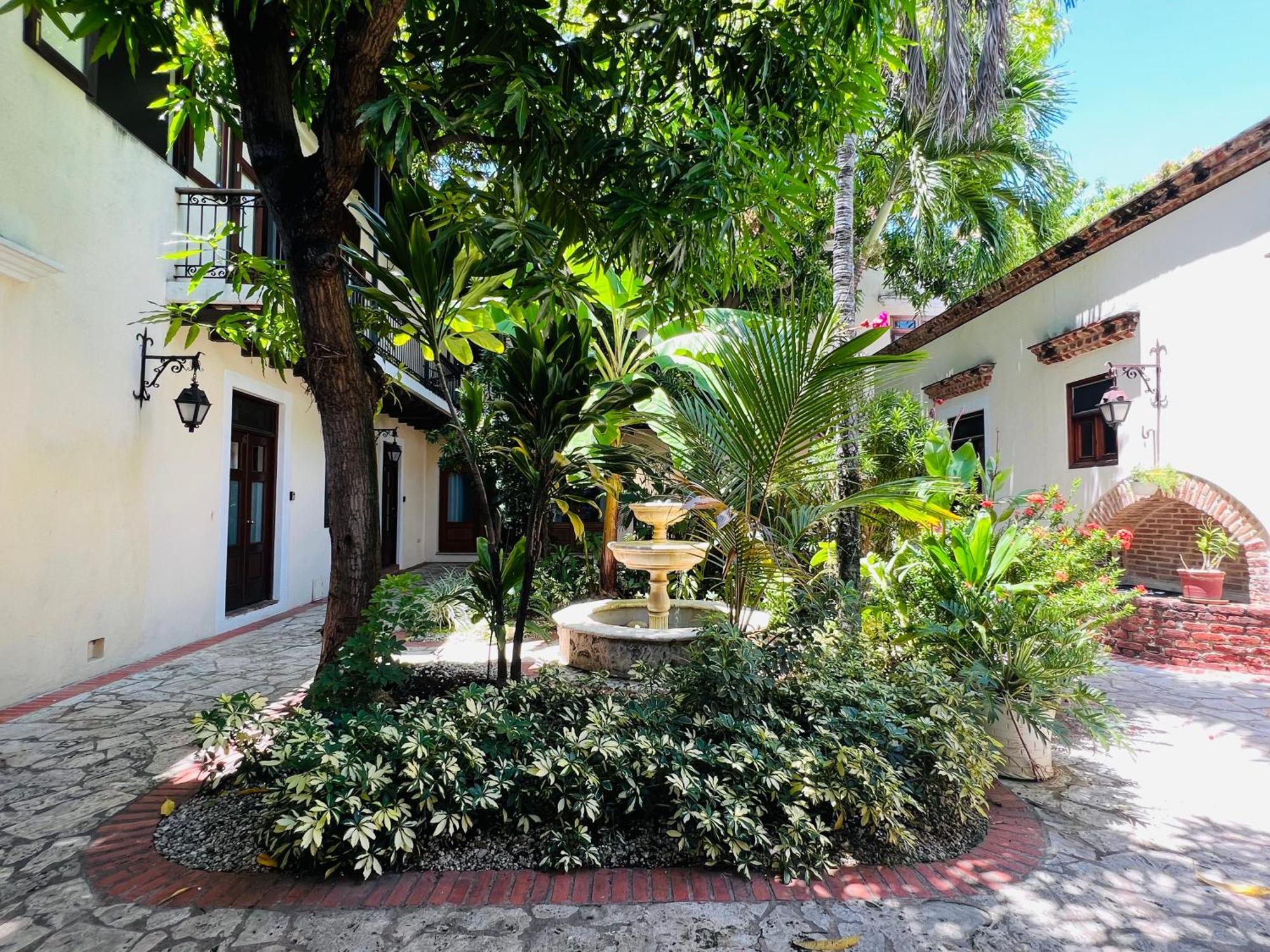 Paseo Colonial - Sanctuary #2 Aparthotel Santo Domingo Buitenkant foto